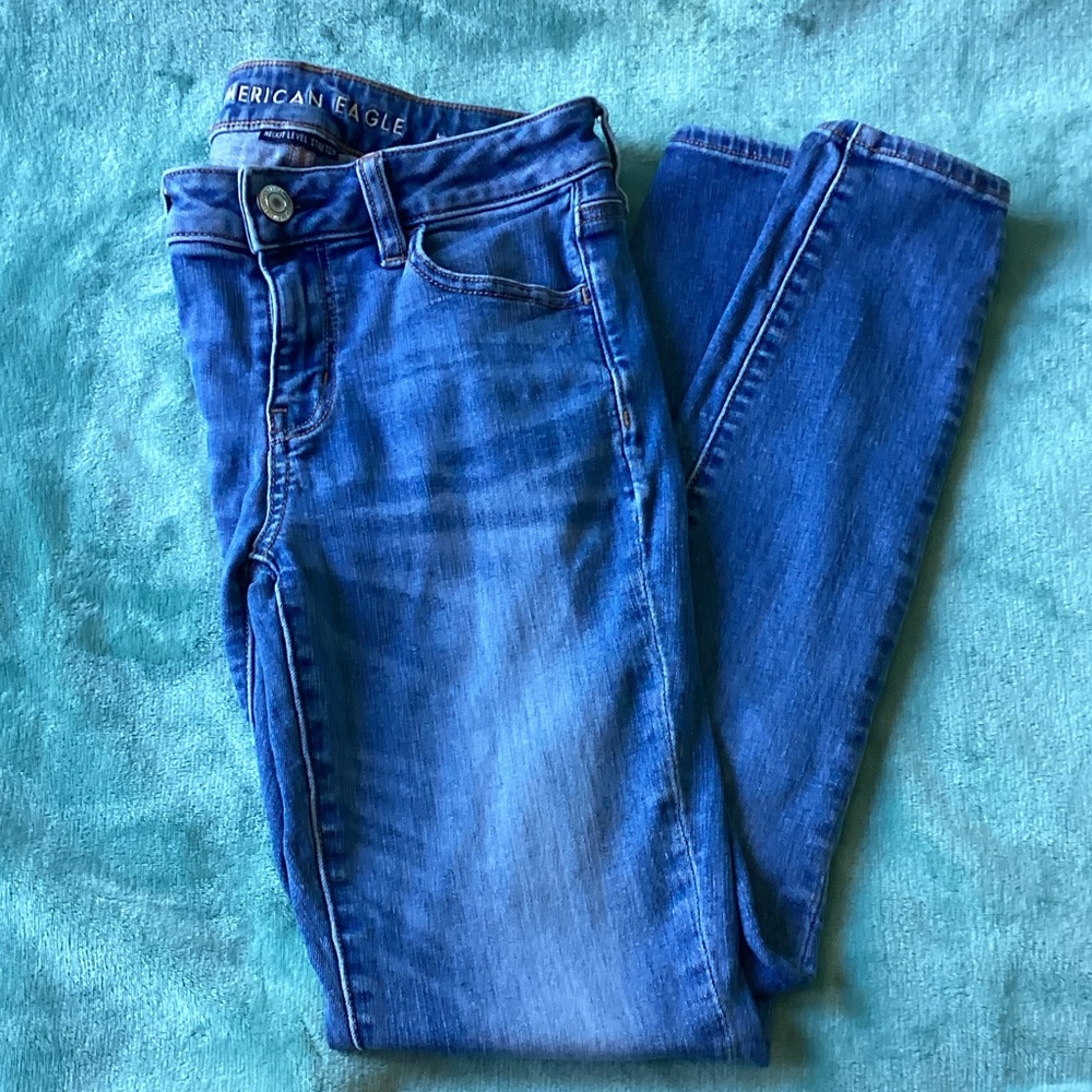 American Eagle Outfitters Women's Classic Blue Skinny Jeans